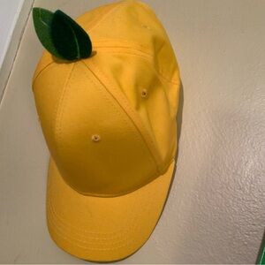 Lemon hat